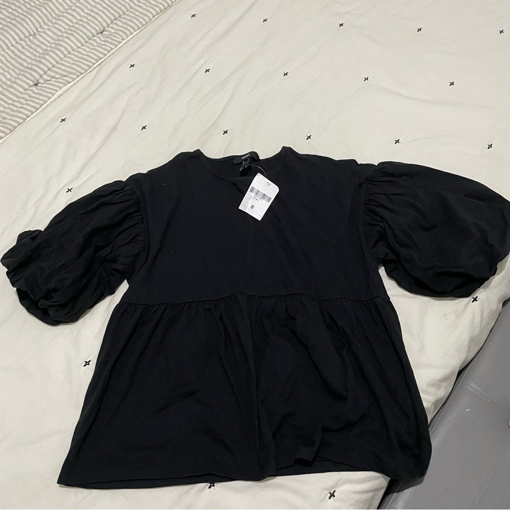 Black oversized top